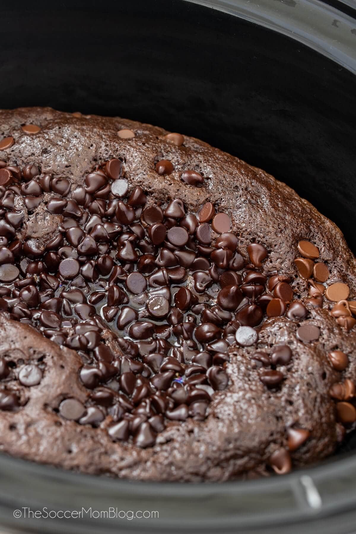 Crockpot Chocolate Lava Cake with Chocolate Chips